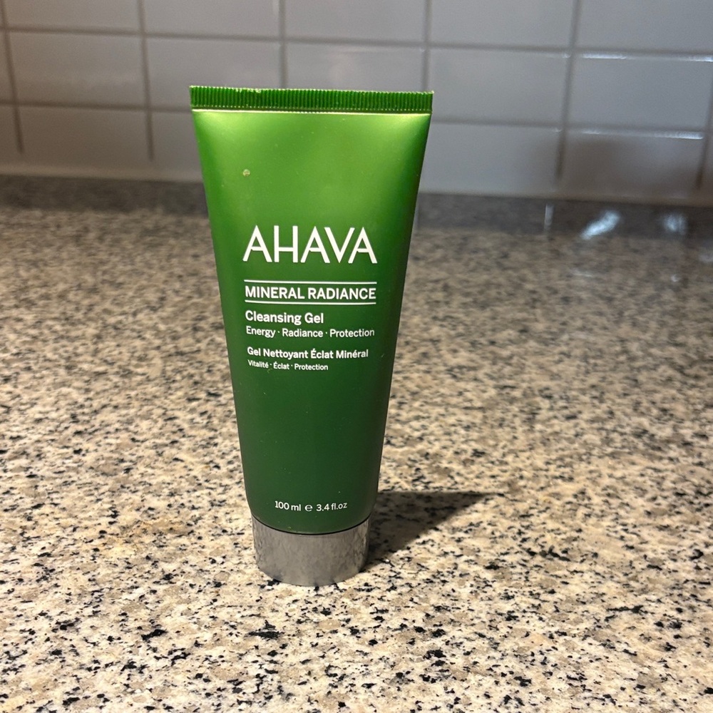 Ahava Mineral Radiance Cleansing Gel